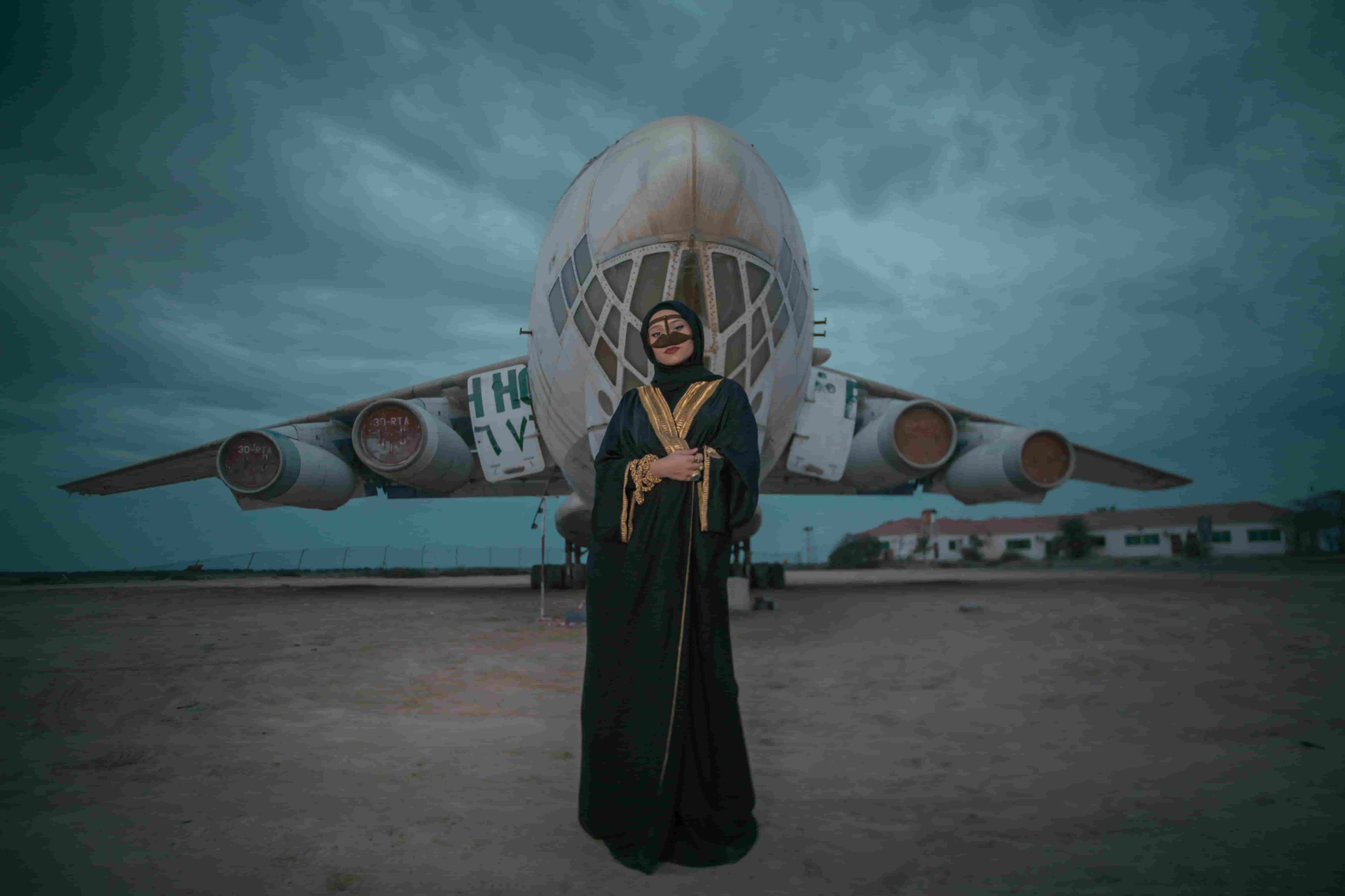 A arab woman weared abaya farace